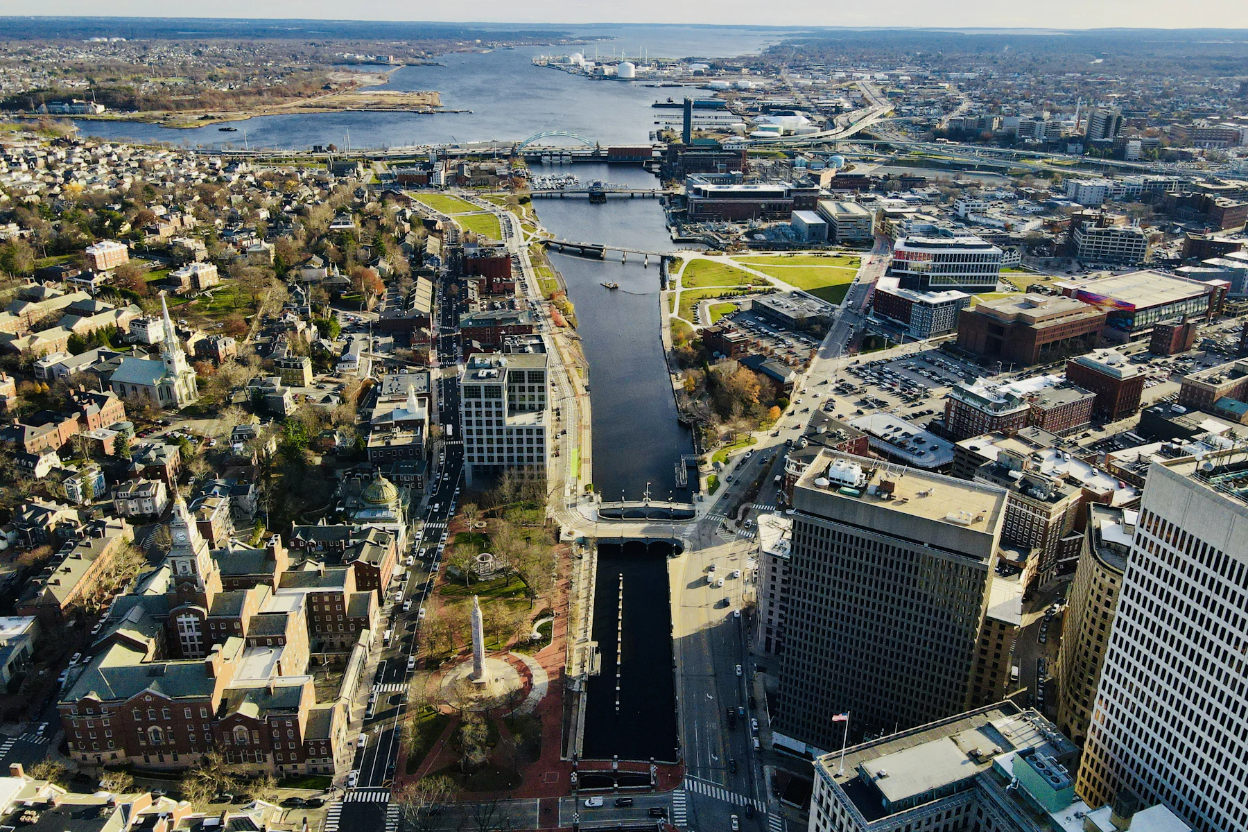 5 Reasons Rhode Island Business Owners Get Business Financing in 2026 2 River running through the city of Providence, Rhode Island