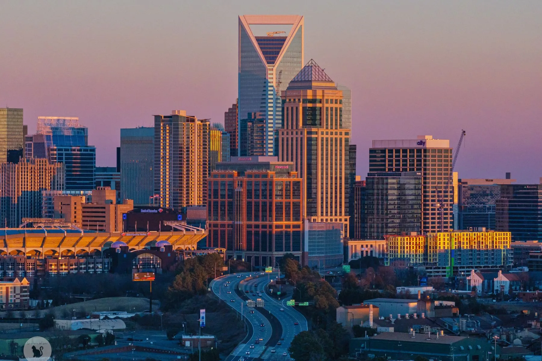 Business Funding in North Carolina: Options, Requirements, Speed 2 Charlotte, North Carolina skyline at sunset