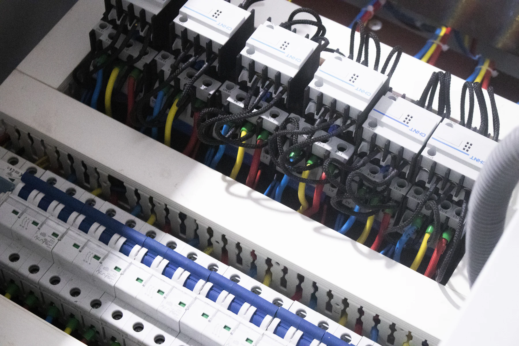 Electrical Contractor Loans 2 Bundle of wires plugged into a switch box